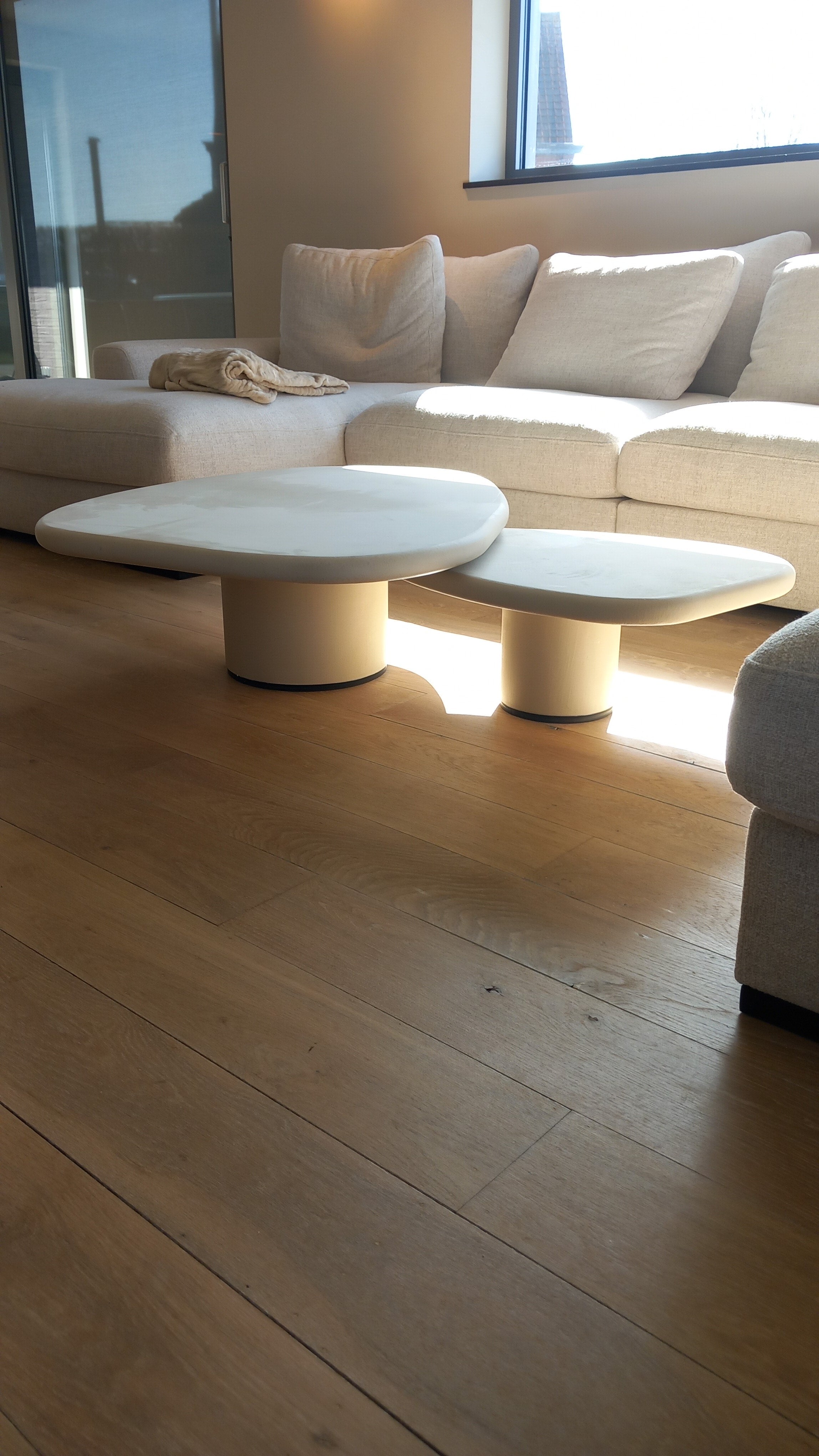 Antwerp-Organic shape Coffee Table